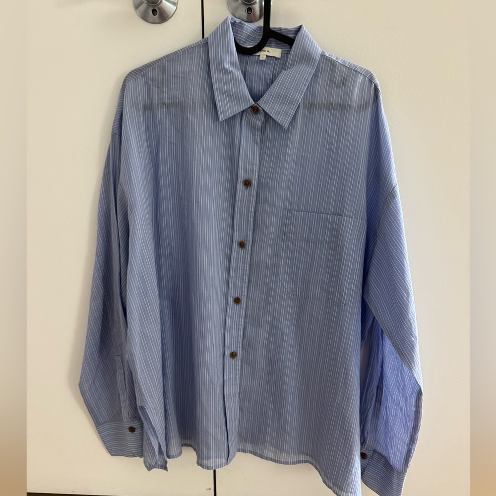 Vince button up
